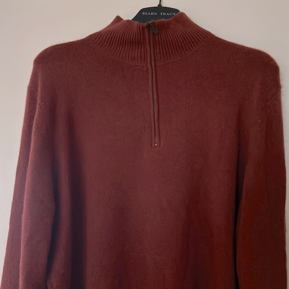 NWOT.  Nordstrom’s men’s 100% Cashmere sweater in maroon.  Neckline 1/4 zipper. - Picture 3 of 10